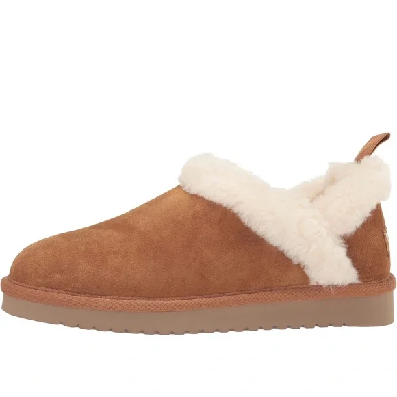 Koolaburra Tan Slippers with Plush Lining and Rubber Sole - Picture 3 of 9